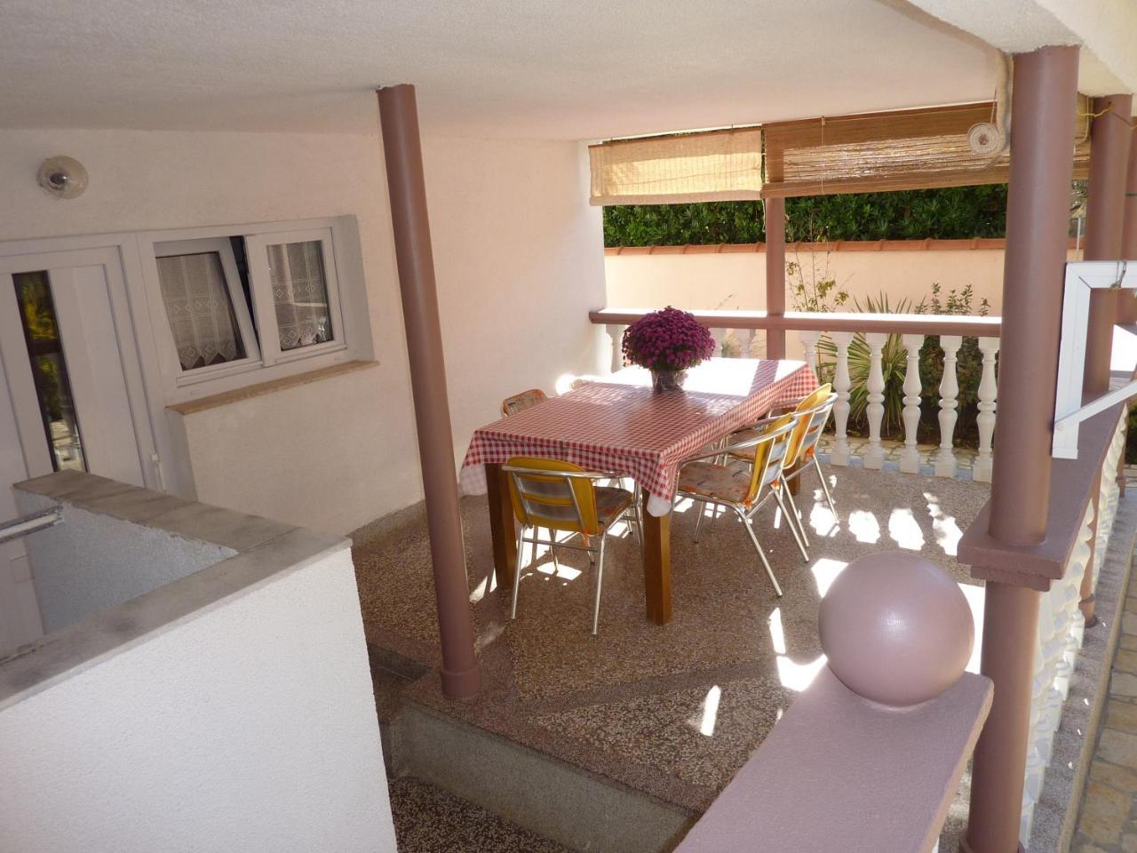 Queen Beach Apartments - Private Pool - Sabunike III ปริฟลากา ภายนอก รูปภาพ
