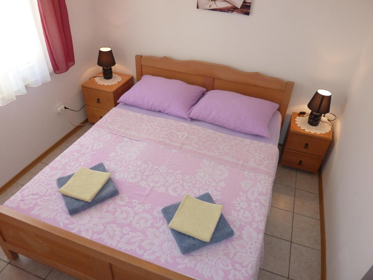 Queen Beach Apartments - Private Pool - Sabunike III ปริฟลากา ภายนอก รูปภาพ